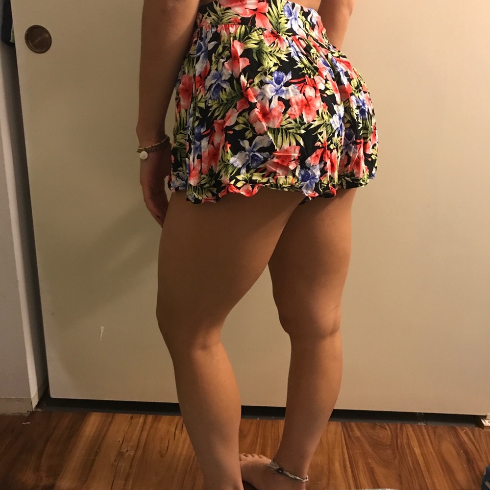 Floral Loose Shorts